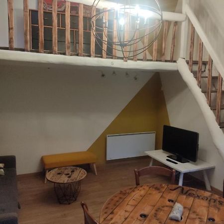 Petite Maison De Caractere 4 Ou Personnes Ла-Тюрбаль Экстерьер фото